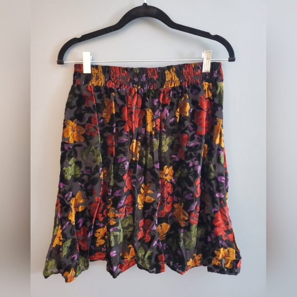 Modoth Black Velvet Burnout Floral Skirt Sz. M - Picture 2 of 4